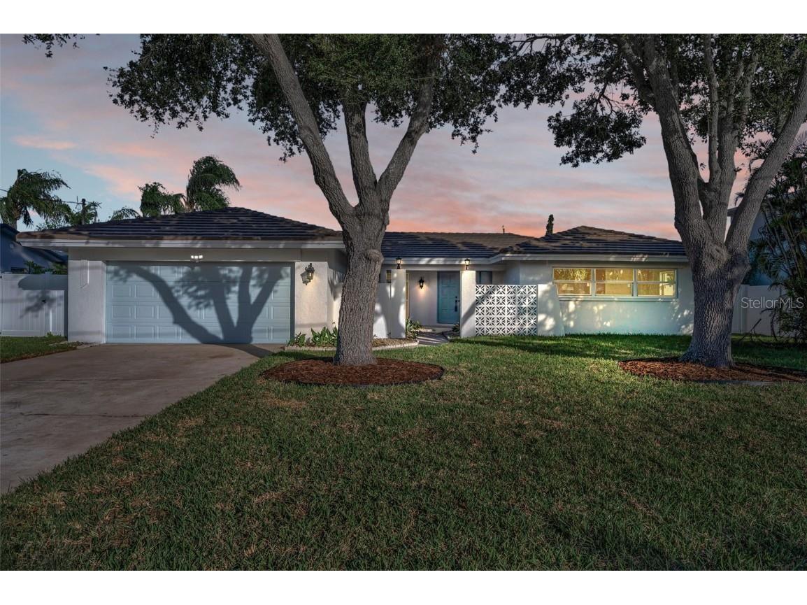 1695 Clearwater Harbor Drive Largo FL 33770 TB8431604 image1