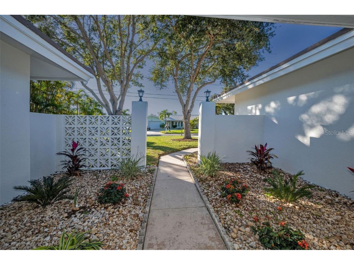 1695 Clearwater Harbor Drive Largo FL 33770 TB8431604 image6