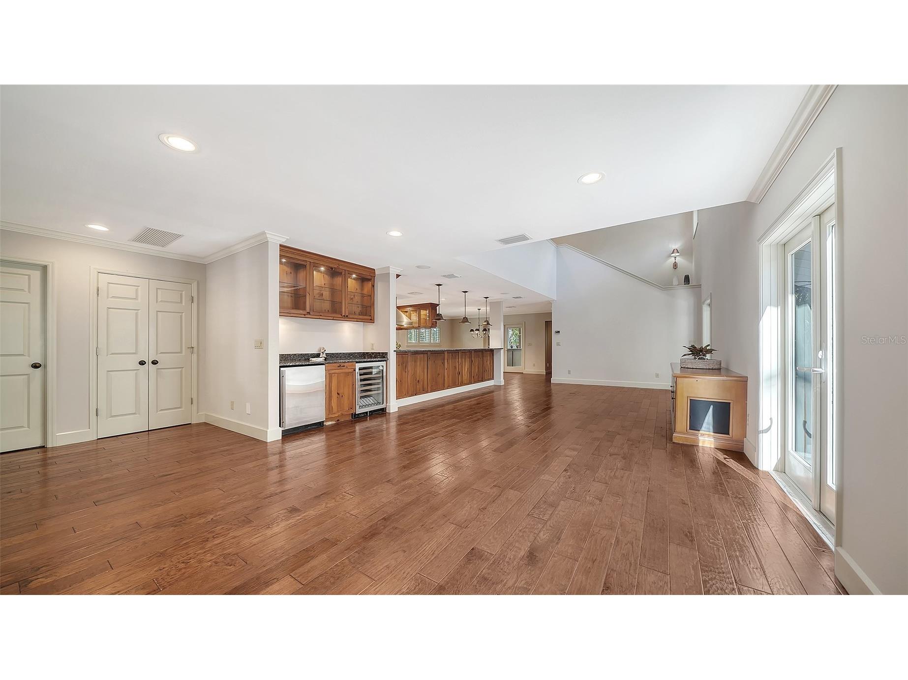 1695 Hyde Park Street Sarasota FL 34239 A4679534 image10