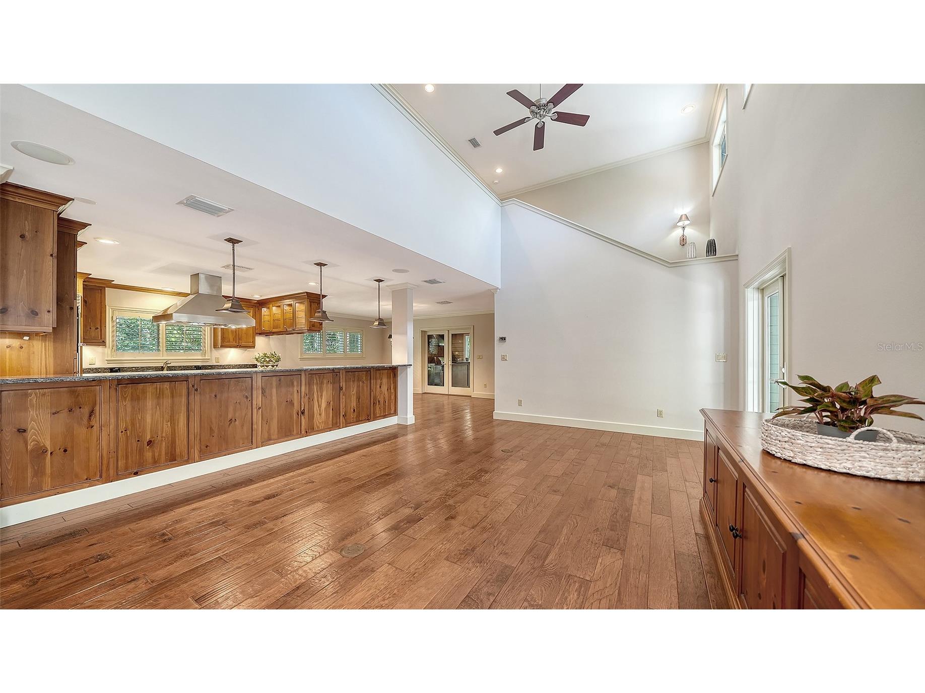 1695 Hyde Park Street Sarasota FL 34239 A4679534 image11