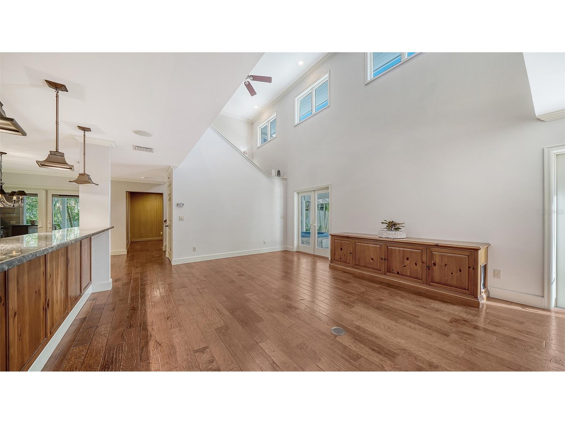 1695 Hyde Park Street Sarasota FL 34239 A4679534 image12
