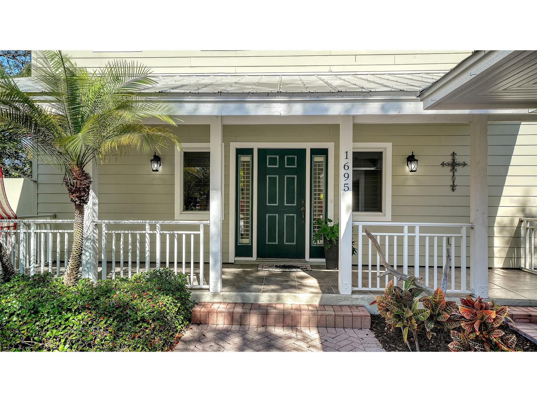 1695 Hyde Park Street Sarasota FL 34239 A4679534 image4