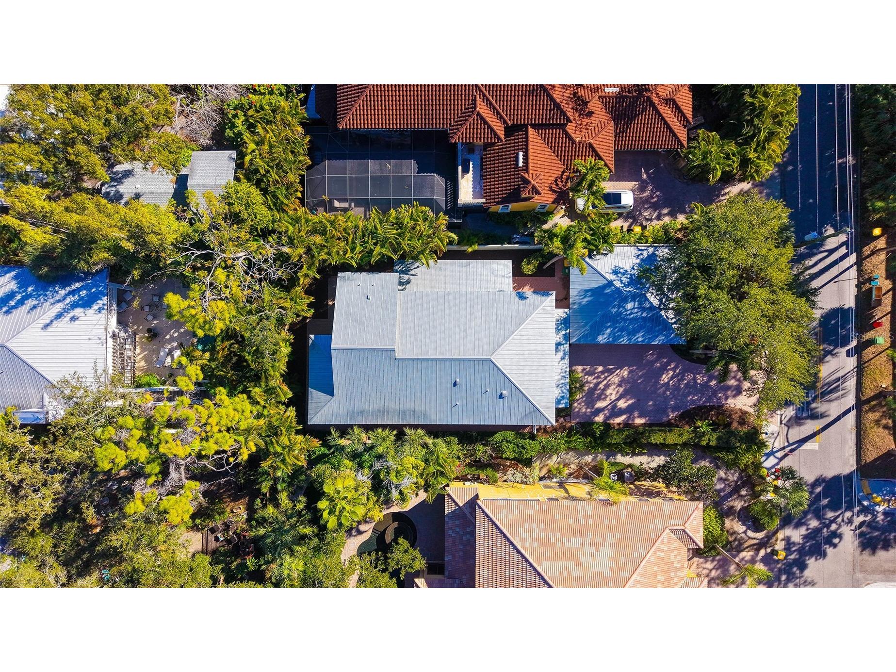 1695 Hyde Park Street Sarasota FL 34239 A4679534 image59