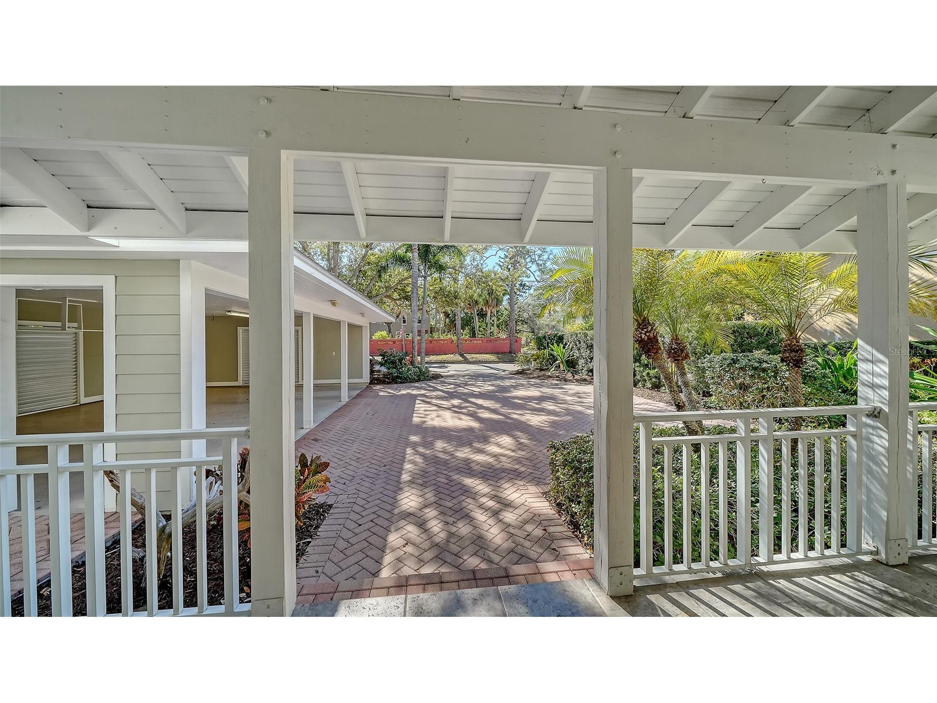 1695 Hyde Park Street Sarasota FL 34239 A4679534 image7