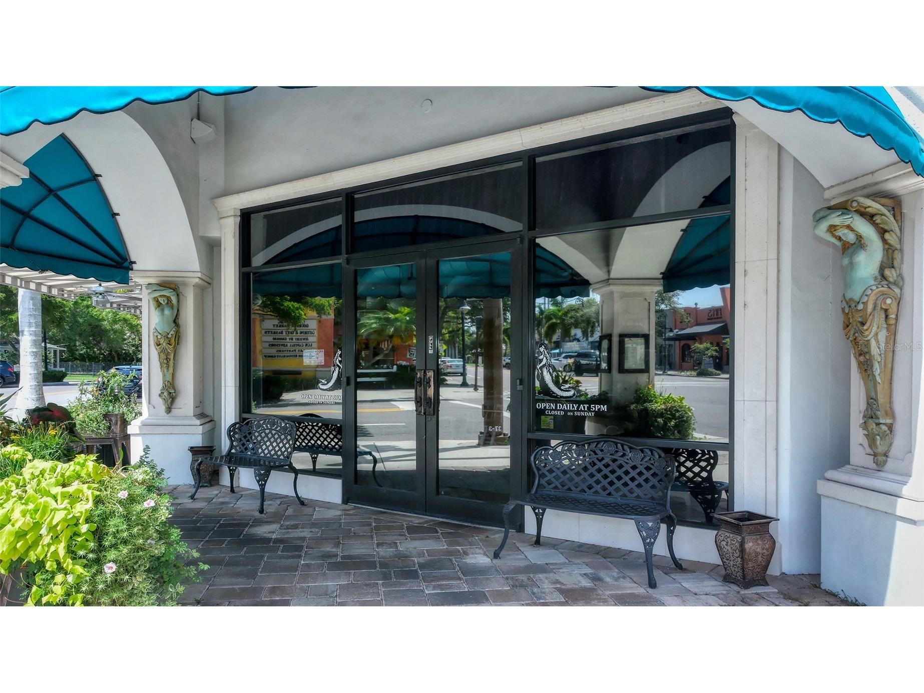 1695 Hyde Park Street Sarasota FL 34239 A4679534 image79