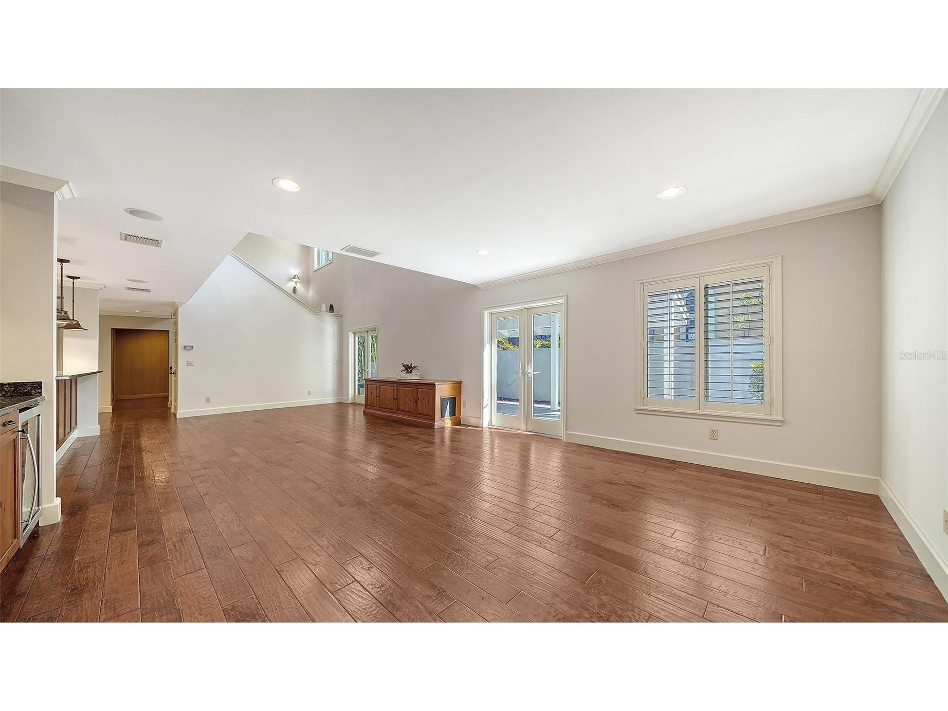 1695 Hyde Park Street Sarasota FL 34239 A4679534 image9