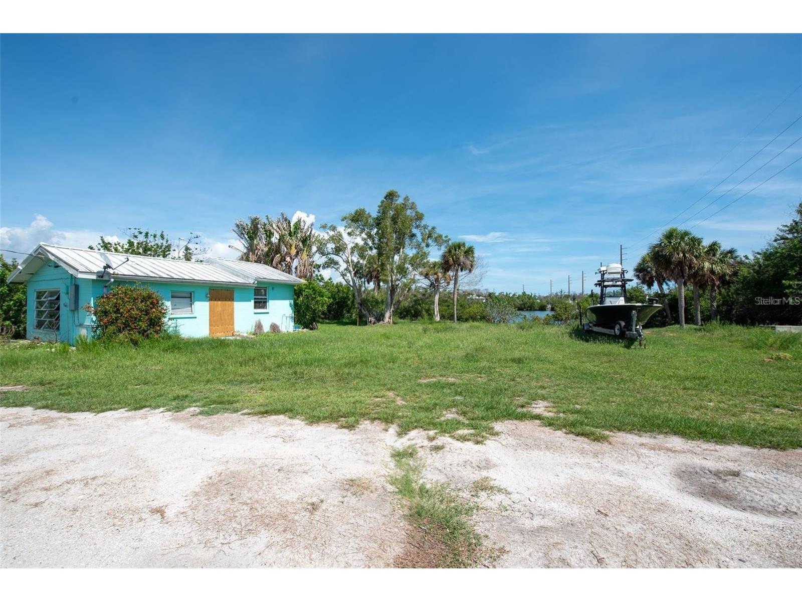 1695 Manor Road Englewood FL 34223 D6146525 image10
