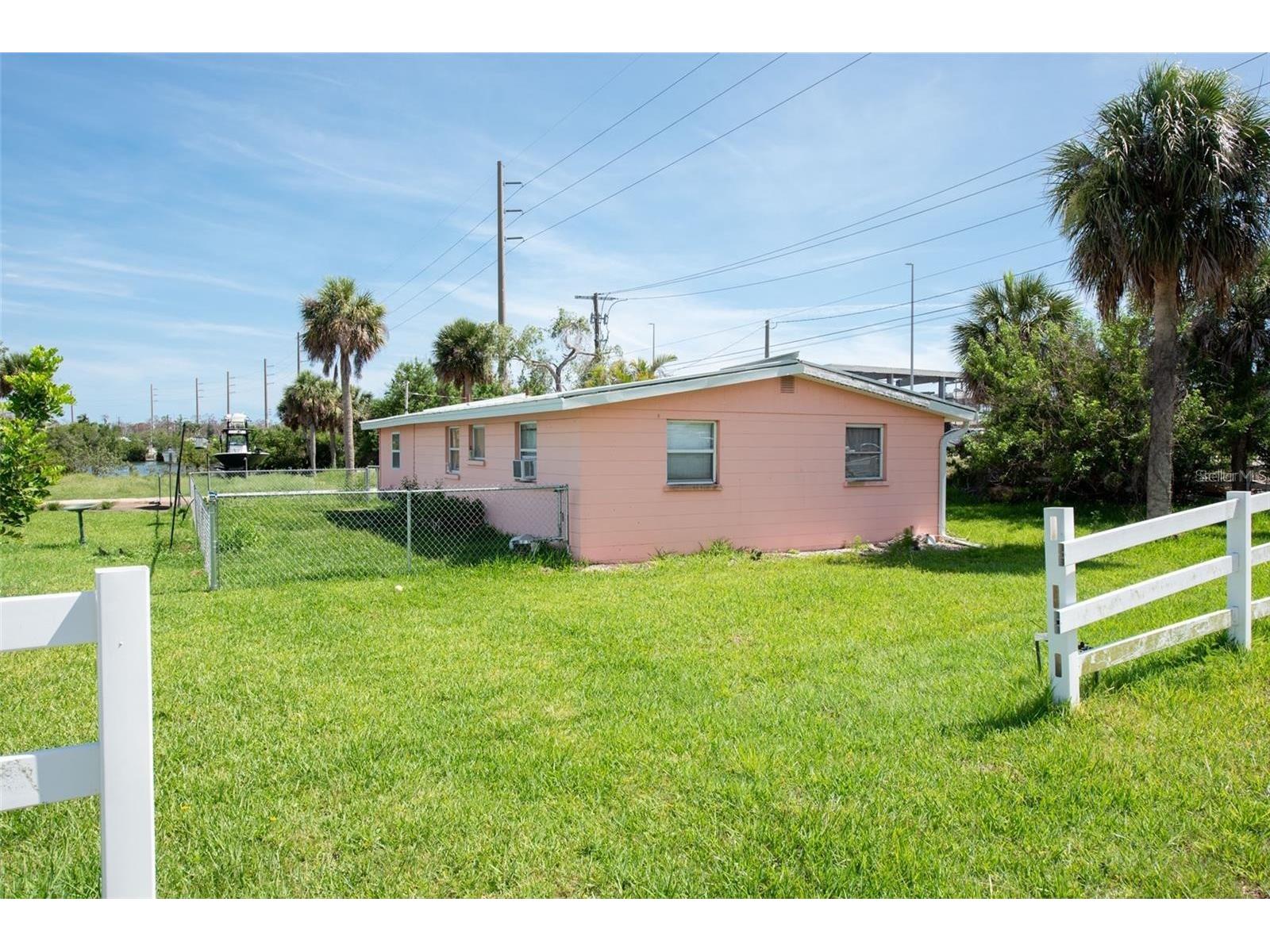 1695 Manor Road Englewood FL 34223 D6146525 image14
