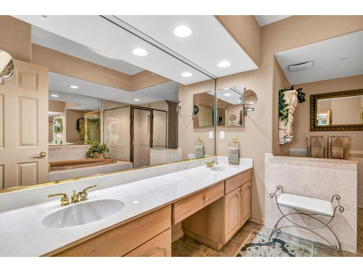 1695 Pinellas Bayway S #D1 Tierra Verde FL 33715 TB8461215 image28