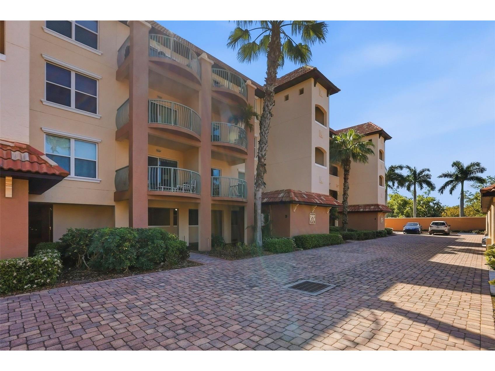1695 Pinellas Bayway S #E4 Tierra Verde FL 33715 TB8491329 image1