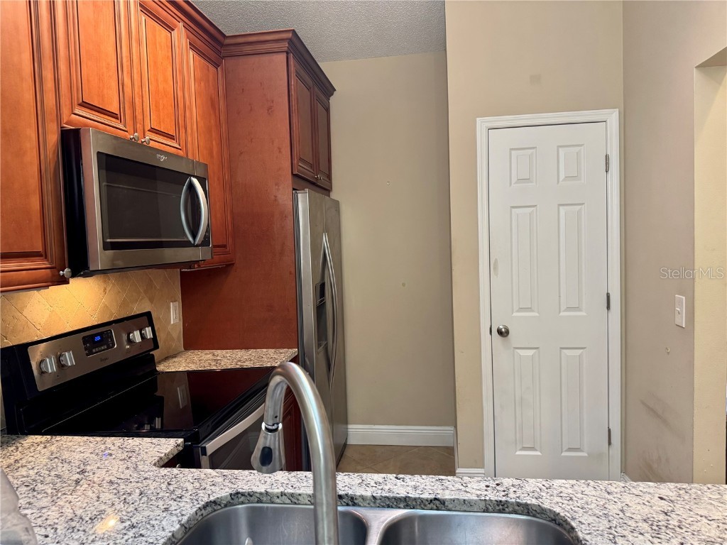 1696 Chatham Circle Apopka FL 32703 L4955836 image6