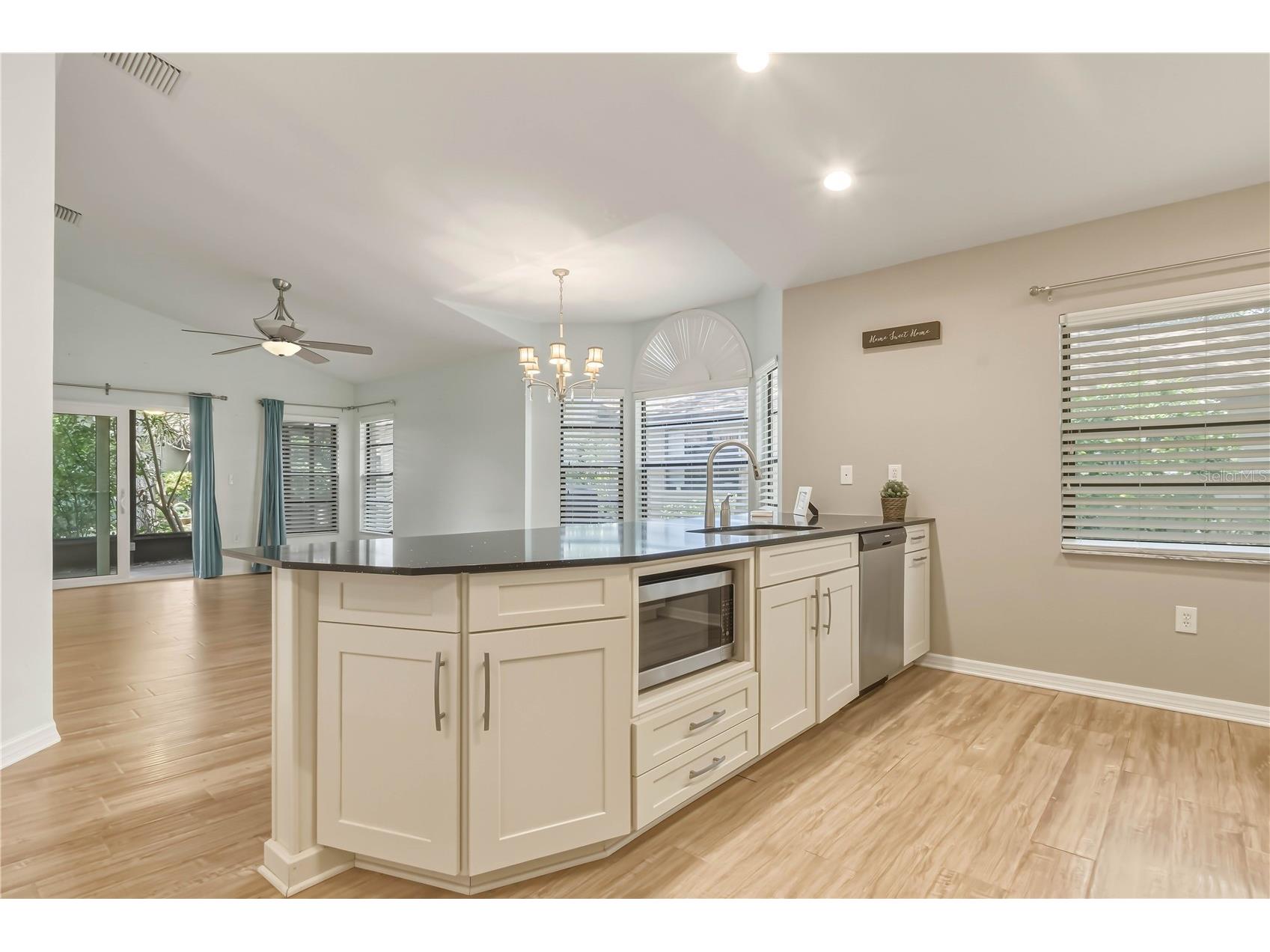 1696 Nash Court Dunedin FL 34698 TB8505427 image4