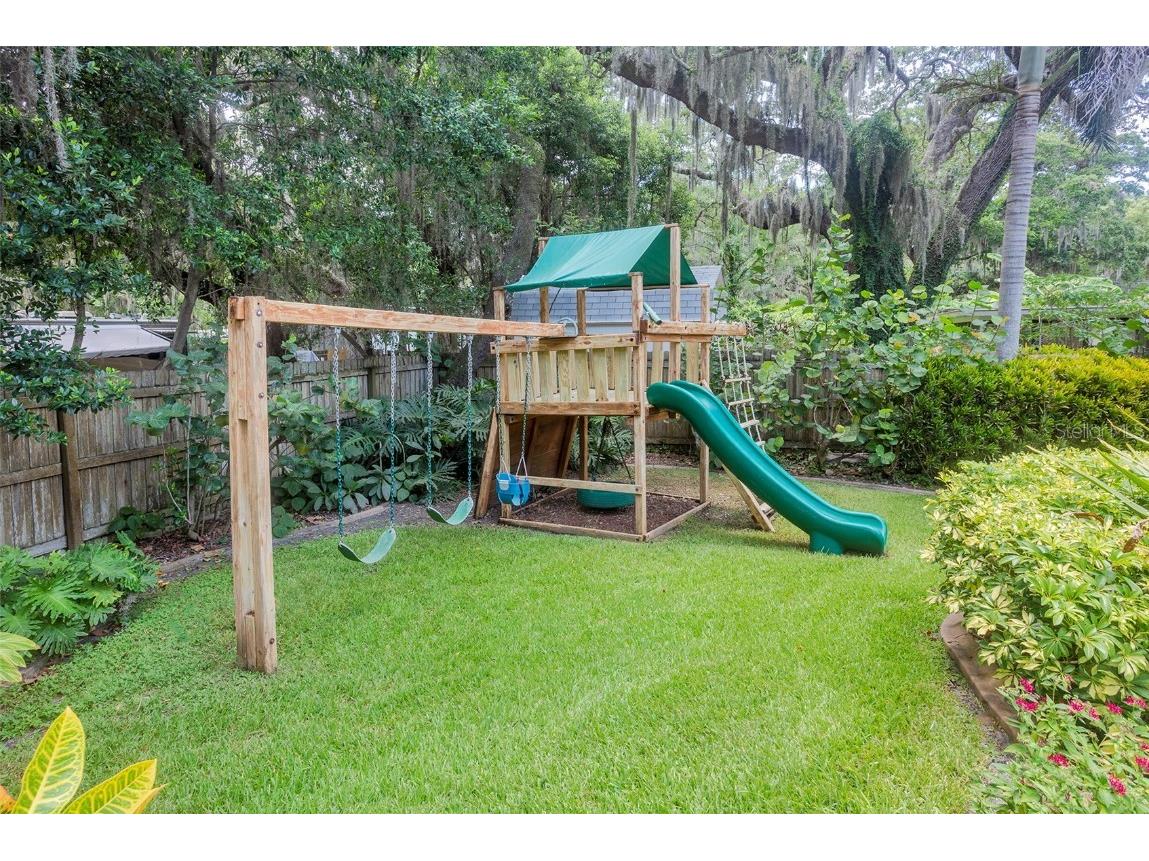 1696 Velma Drive S Largo FL 33770 TB8420562 image26