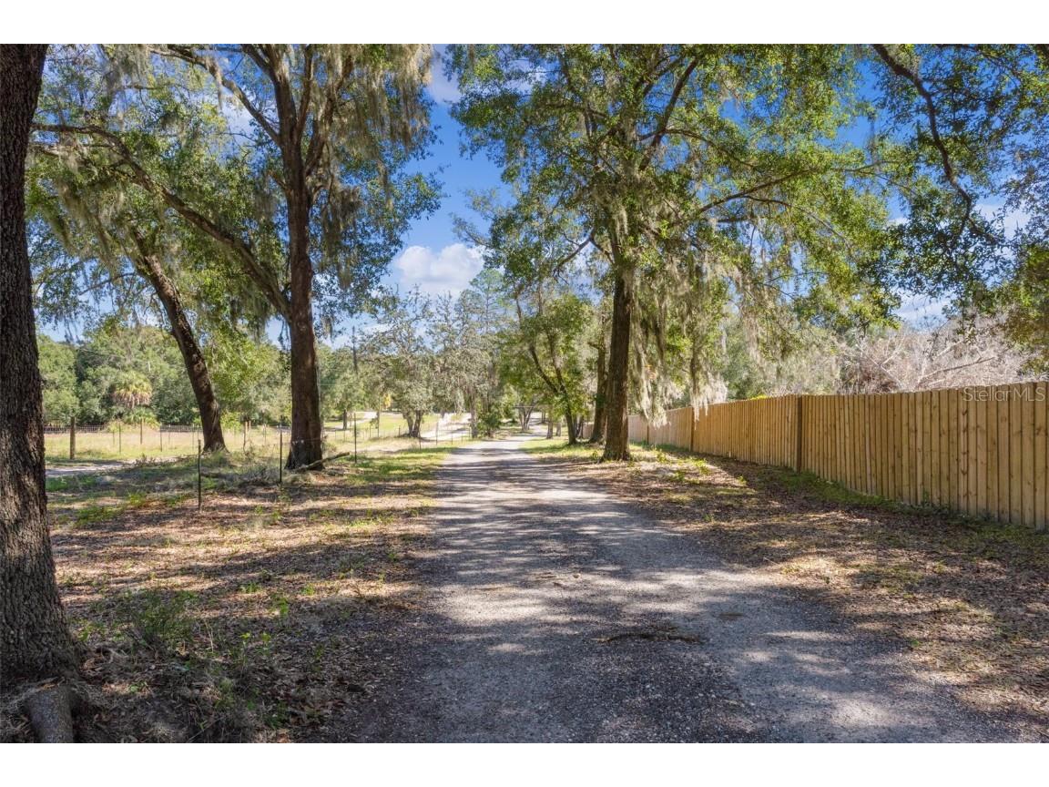 16960 SE 115th Avenue Weirsdale FL 32195 OM712716 image43