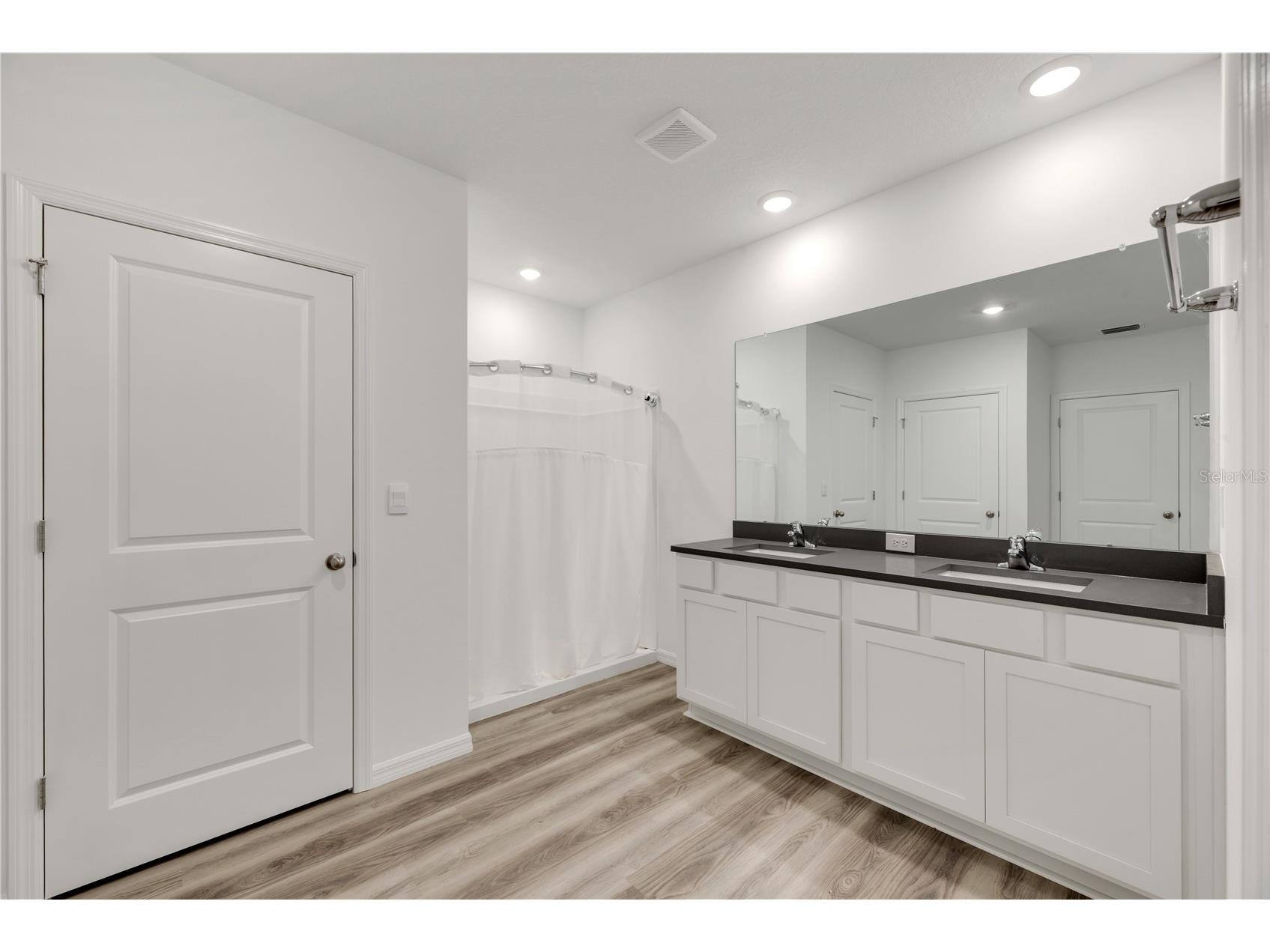 1697 Sourwood Drive Ruskin FL 33570 TB8528814 image15