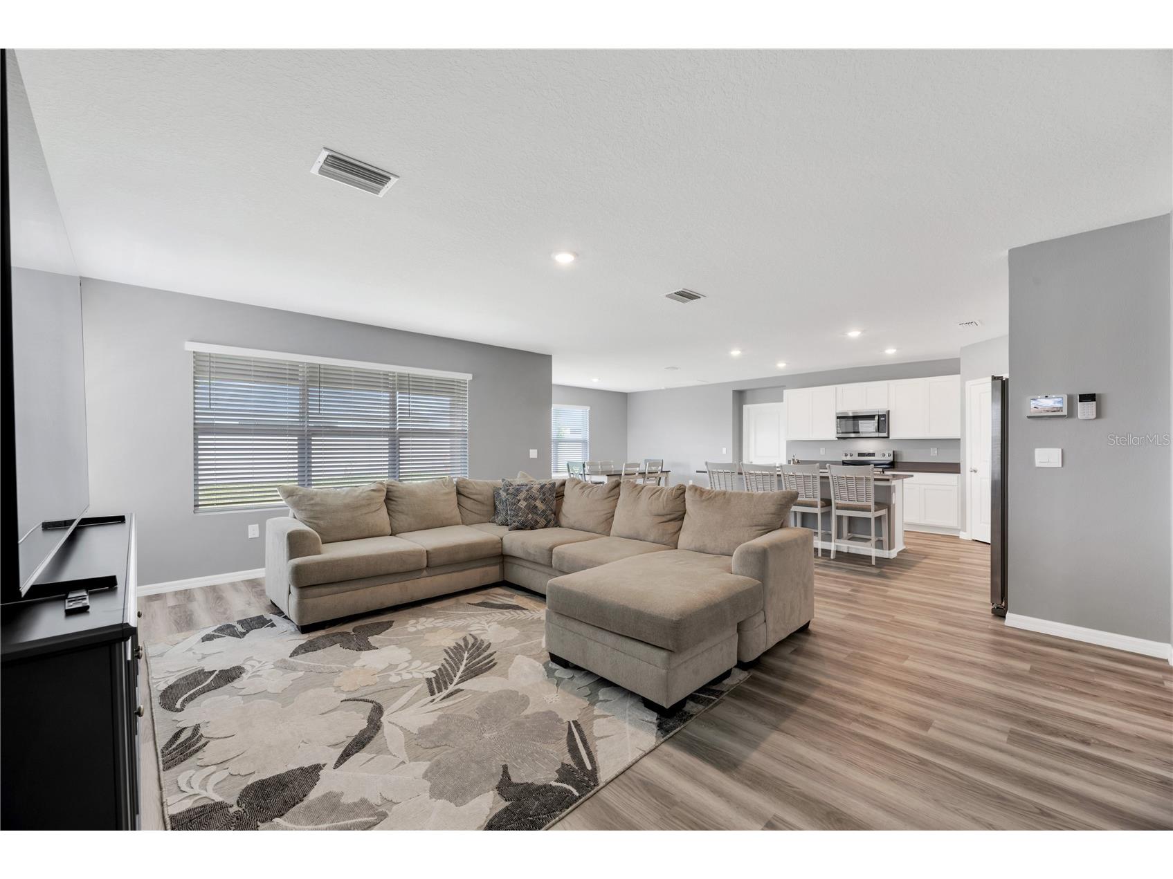 1697 Sourwood Drive Ruskin FL 33570 TB8528814 image5