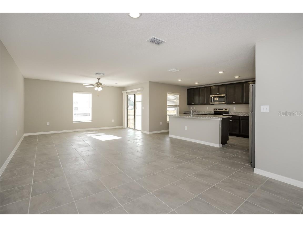 1698 Hideaway Flat Street Mascotte FL 34753 O6348419 image2