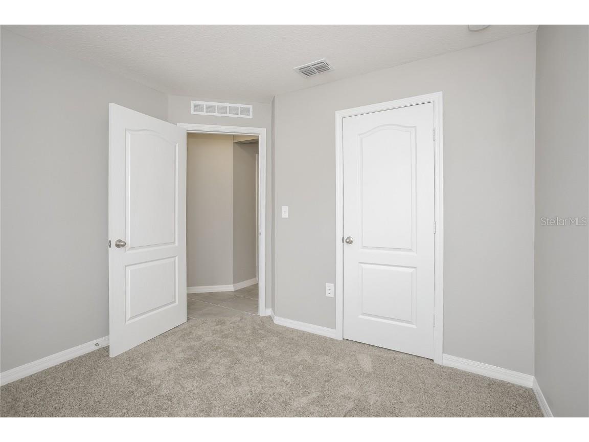 1698 Hideaway Flat Street Mascotte FL 34753 O6348419 image9