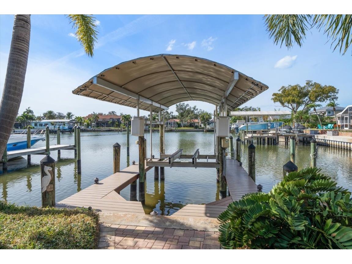 1698 Mckay Creek Drive Largo FL 33770 TB8457676 image2