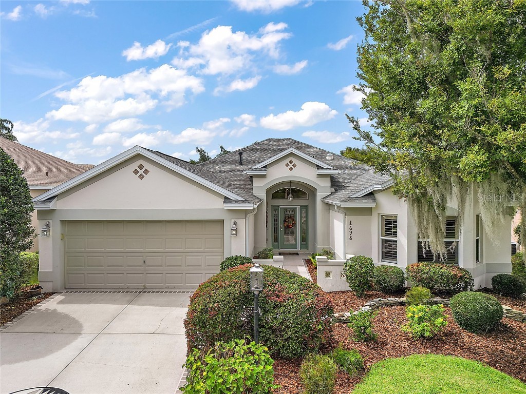 1698 Nelson Terrace The Villages FL 32162 OM686682 image1