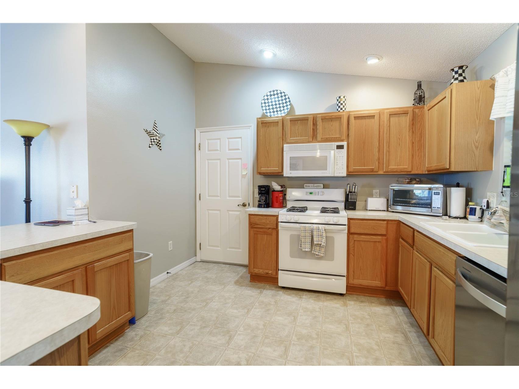 16980 SE 96th Chapelwood Circle The Villages FL 32162 OM722622 image18