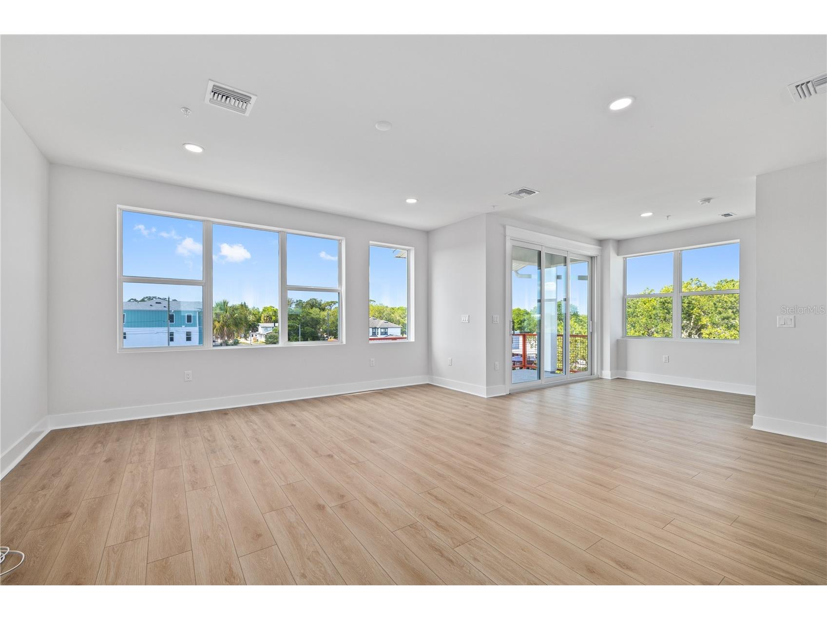 17 29th Street N #LOT 8 Saint Petersburg FL 33713 TB8516045 image18