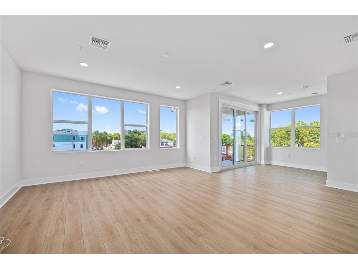 15 29th Street N Saint Petersburg FL 33713 TB8448852 image13