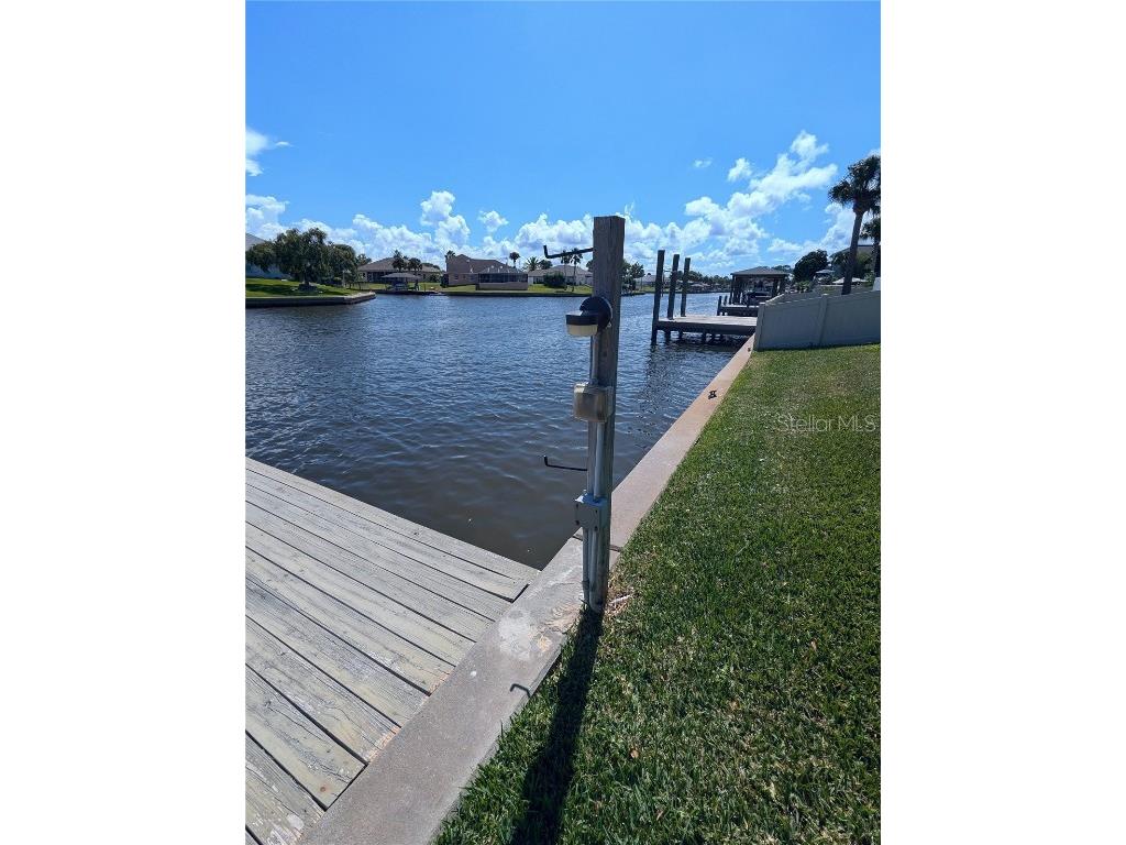 17 Crossbow Court Palm Coast FL 32137 - COUNTRY CLUB COVER OM686257 image1