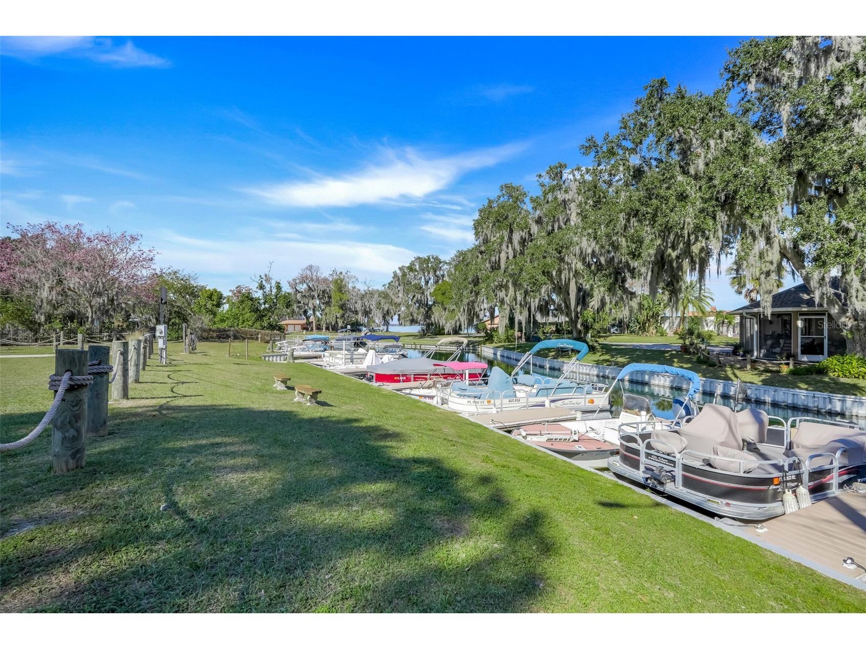 17 E Live Oak Avenue Yalaha FL 34797 - LAKE HARRIS G5107142 image40