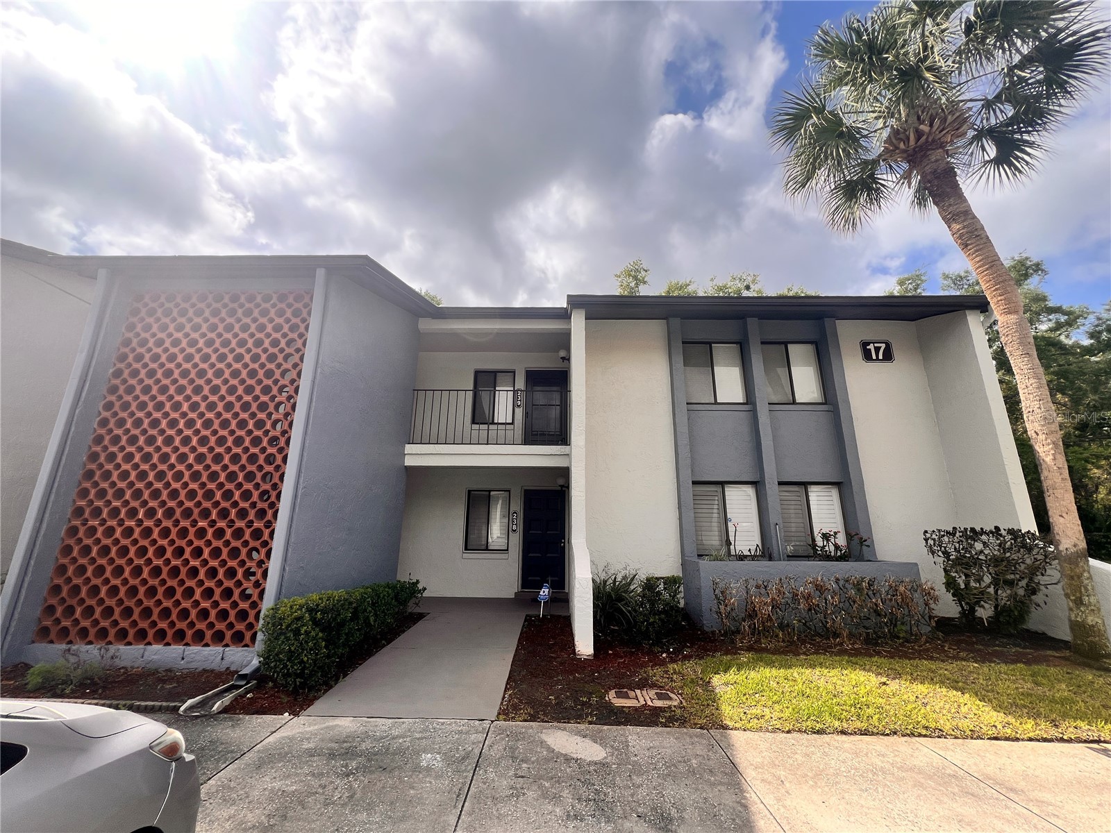 17 Escondido Circle #239 Altamonte Springs FL 32701 O6395187 image1