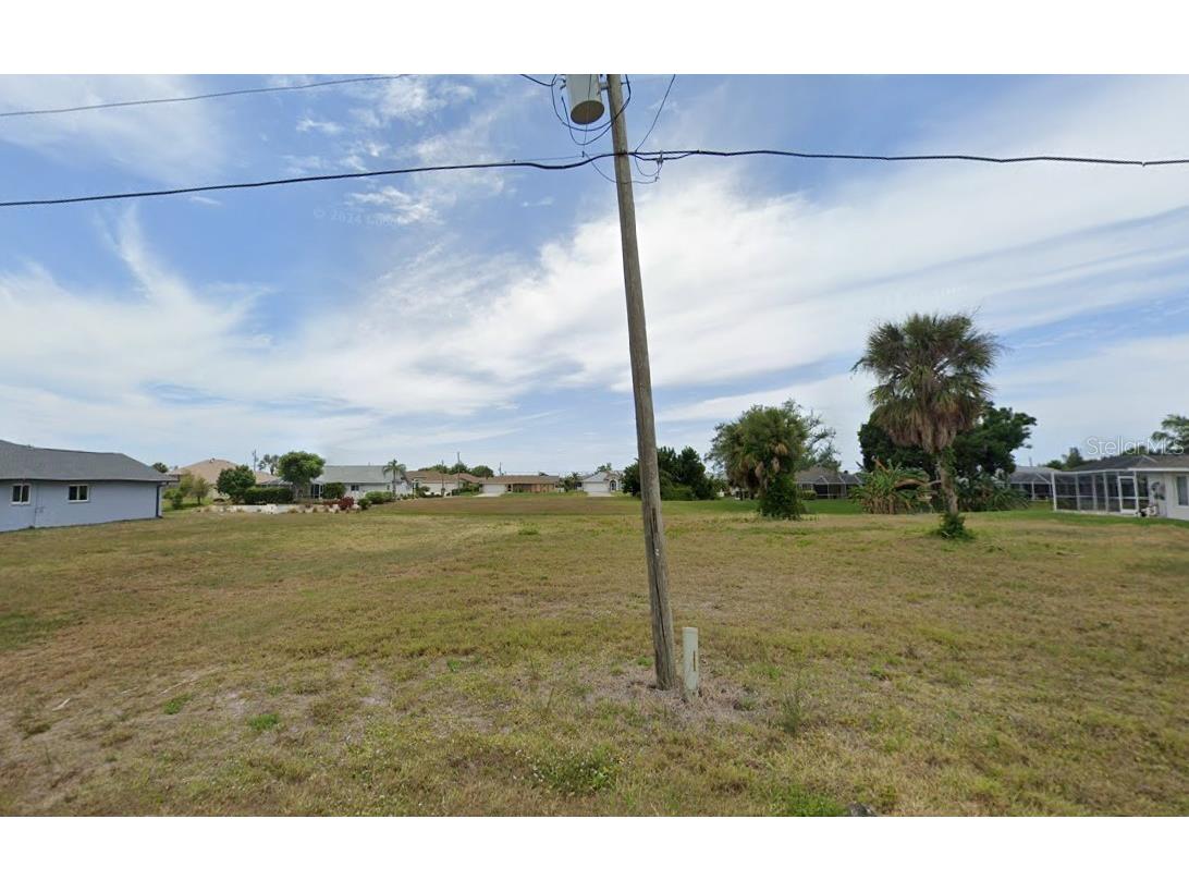 17 Fairway Road Rotonda West FL 33947 D6137889 image2