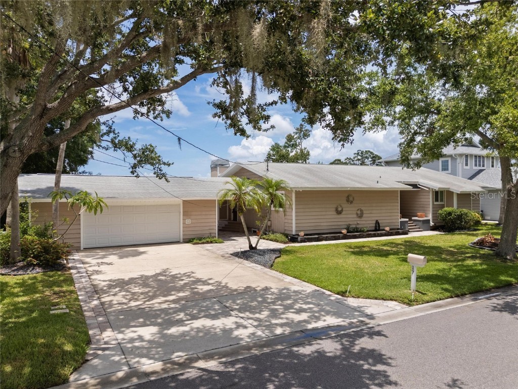 17 Freshwater Drive Palm Harbor FL 34684 TB8400001 image1