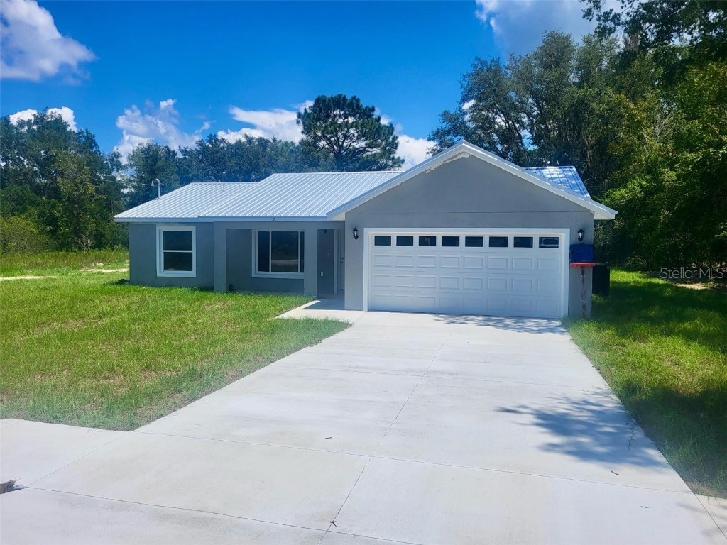17 Malauka Loop Place Ocklawaha FL 32179 OM708184 image1