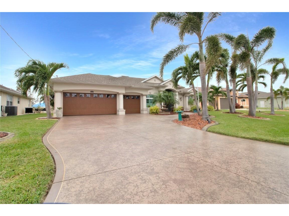 17 Medalist Court Rotonda West FL 33947 D6128328 image1