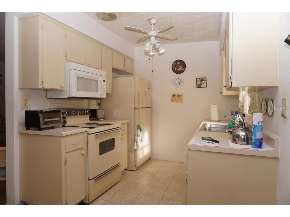 17 N Davis Street Beverly Hills FL 34465 OM716119 image15