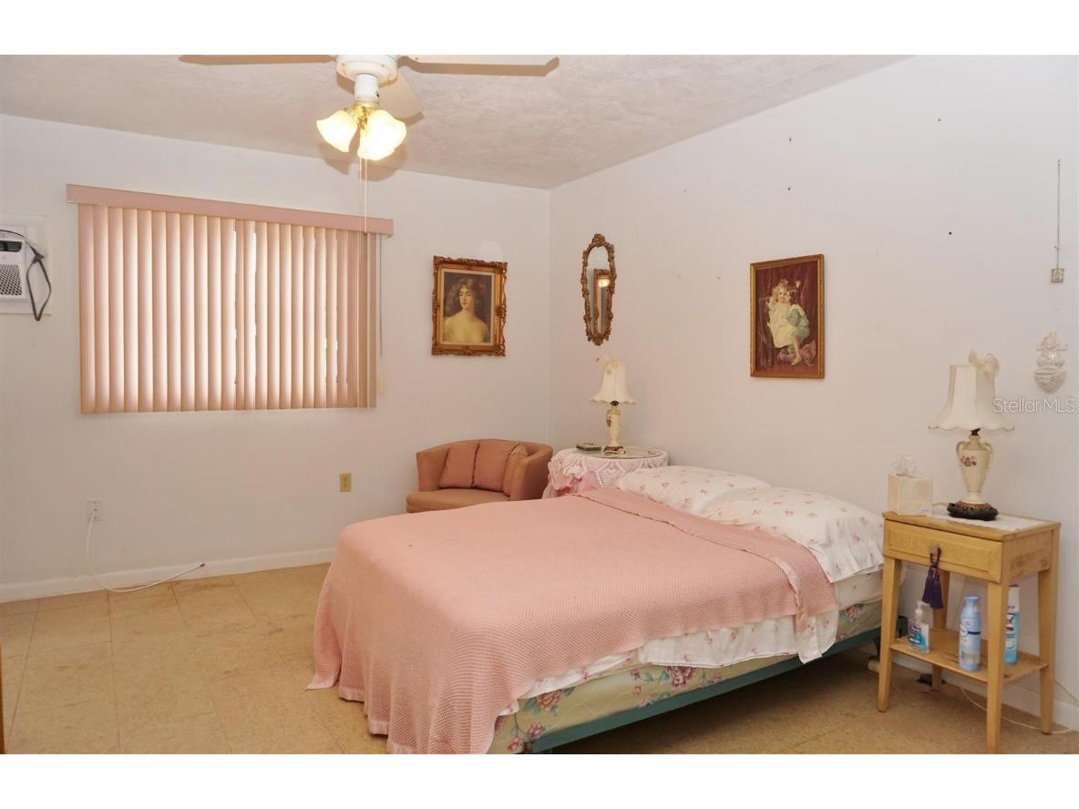 17 N Davis Street Beverly Hills FL 34465 OM716119 image23