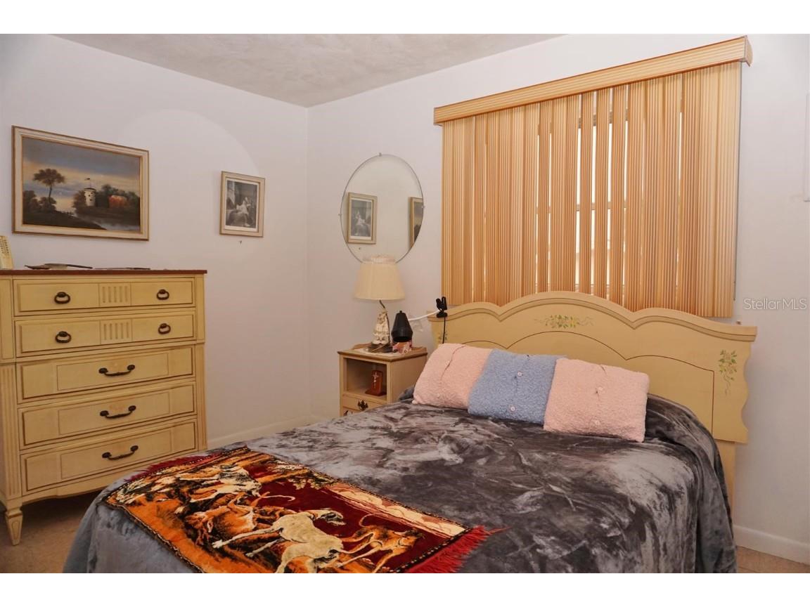 17 N Davis Street Beverly Hills FL 34465 OM716119 image33