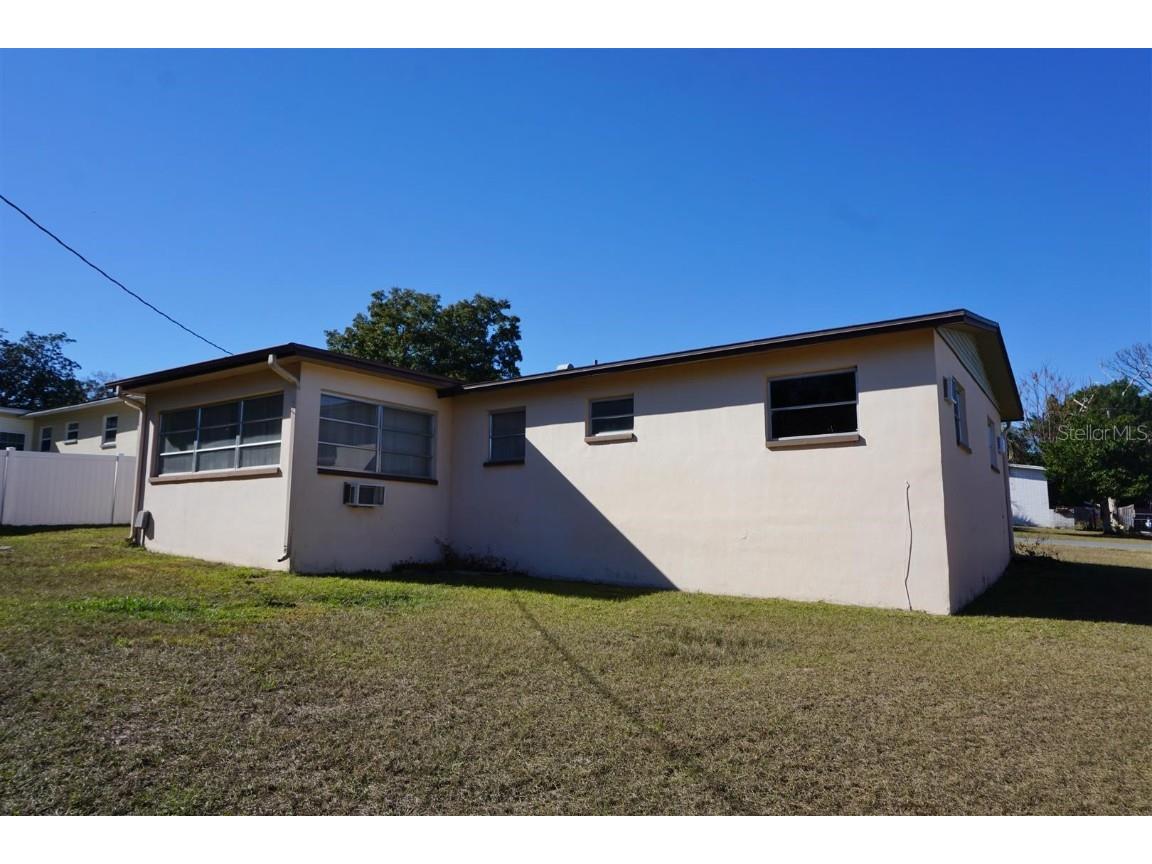 17 N Davis Street Beverly Hills FL 34465 OM716119 image40