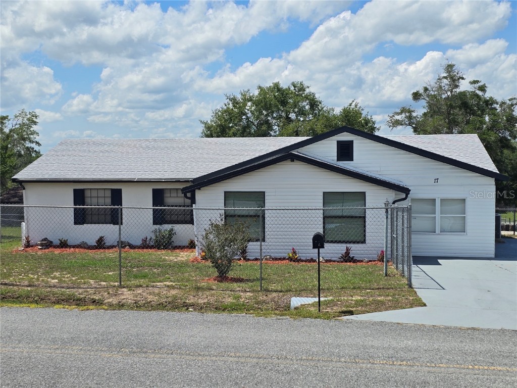 17 Oak Loop Ocala FL 34472 TB8392040 image1