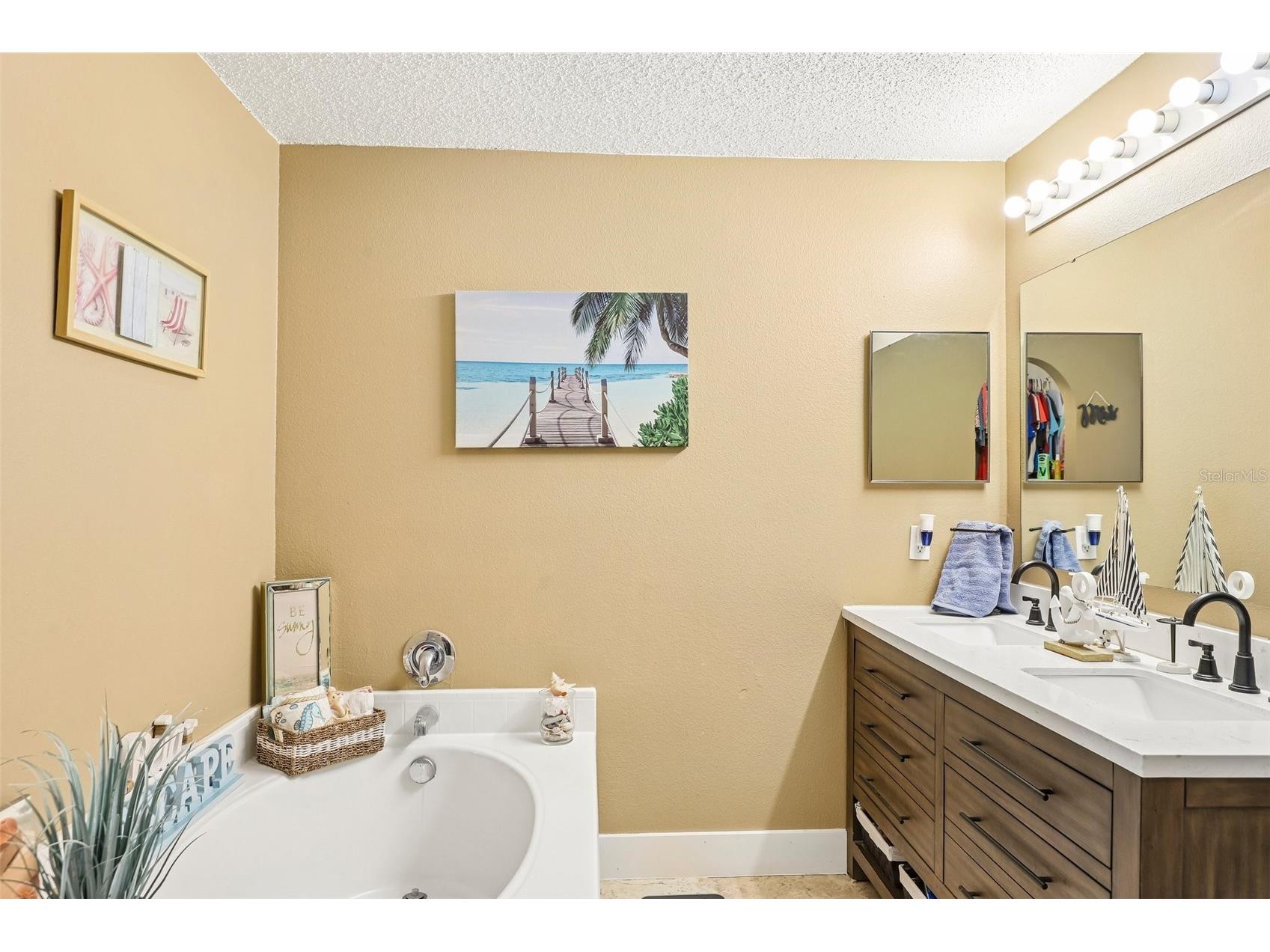 17 Pinell Lane Palm Coast FL 32164 V4948763 image32