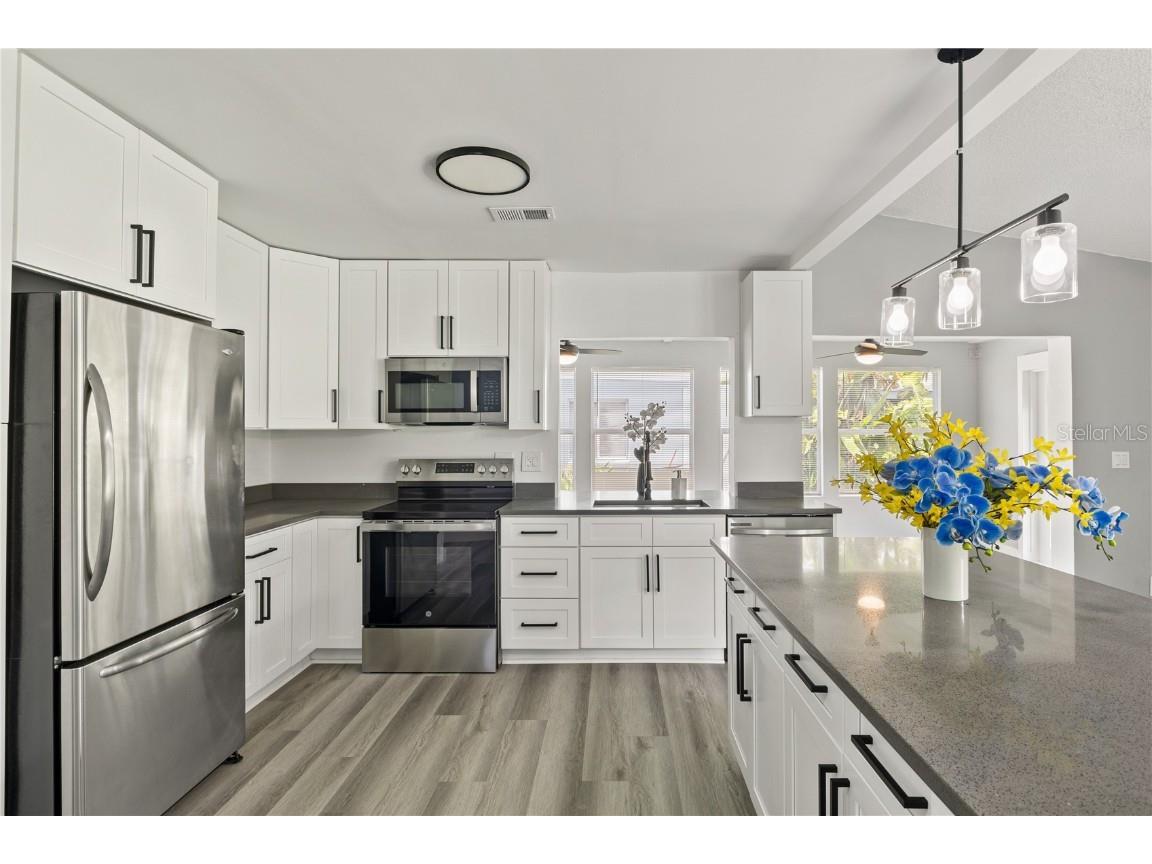 17 S Flag Court Kissimmee FL 34759 O6333696 image11