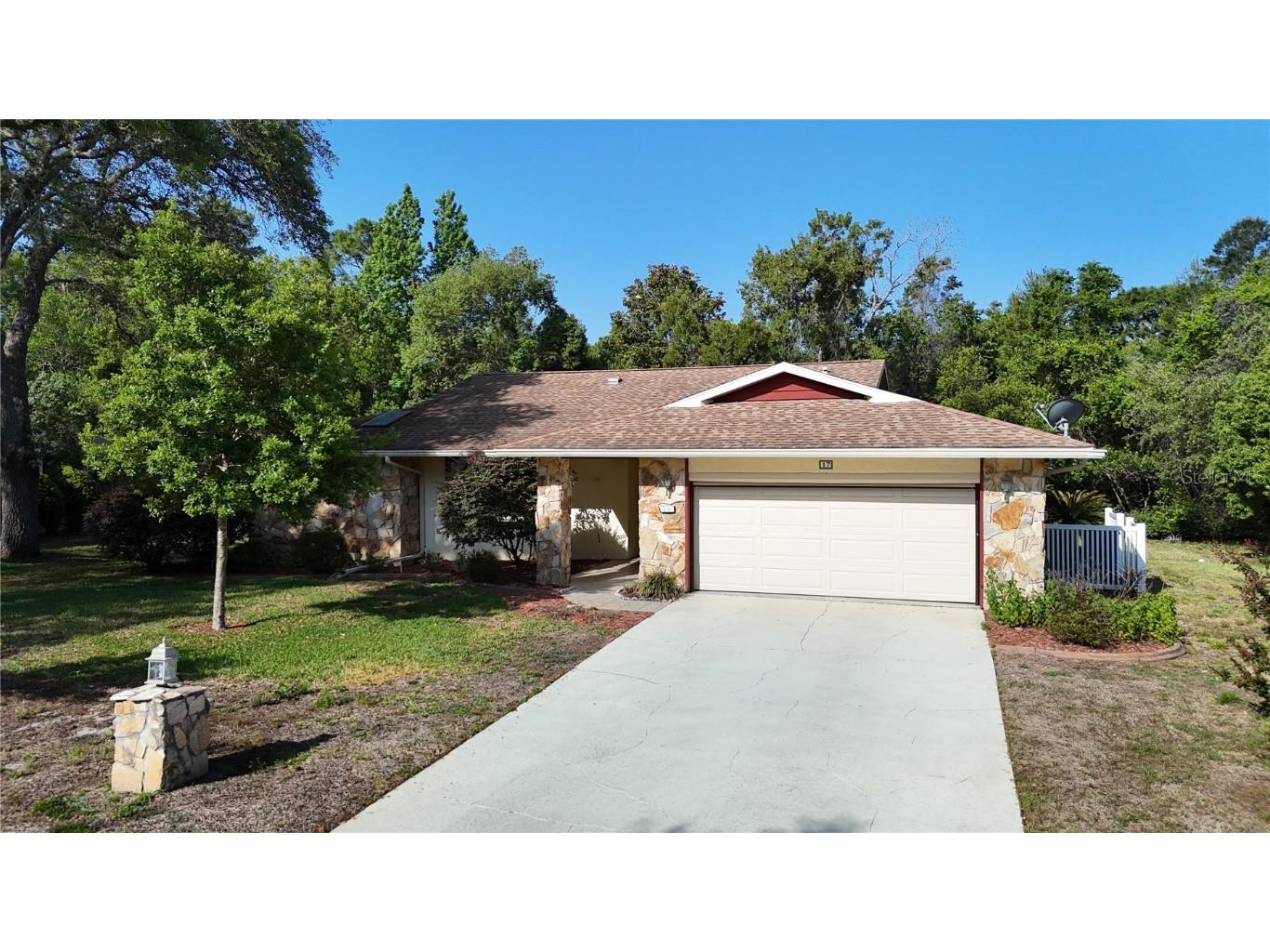 17 Salvia Court W Homosassa FL 34446 W7875149 image1
