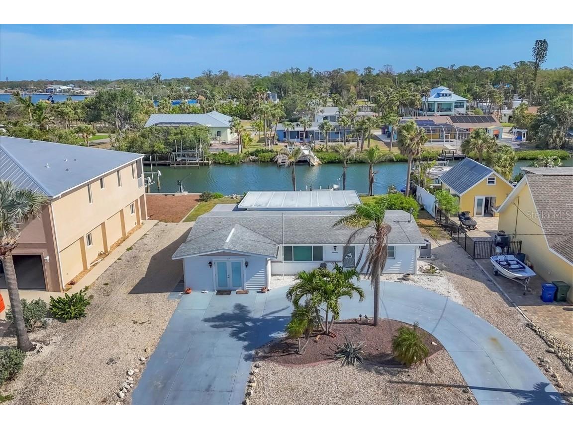 17 Southwind Drive Englewood FL 34223 D6142063 image1