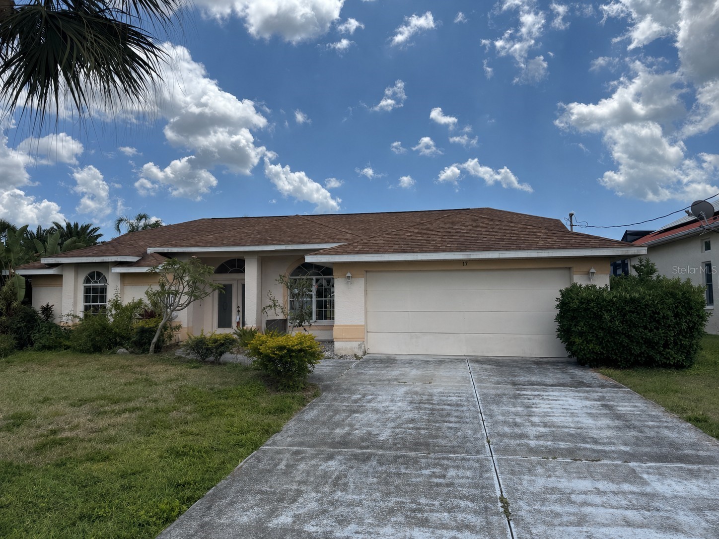 17 Sportsman Lane Rotonda West FL 33947 D6147074 image1