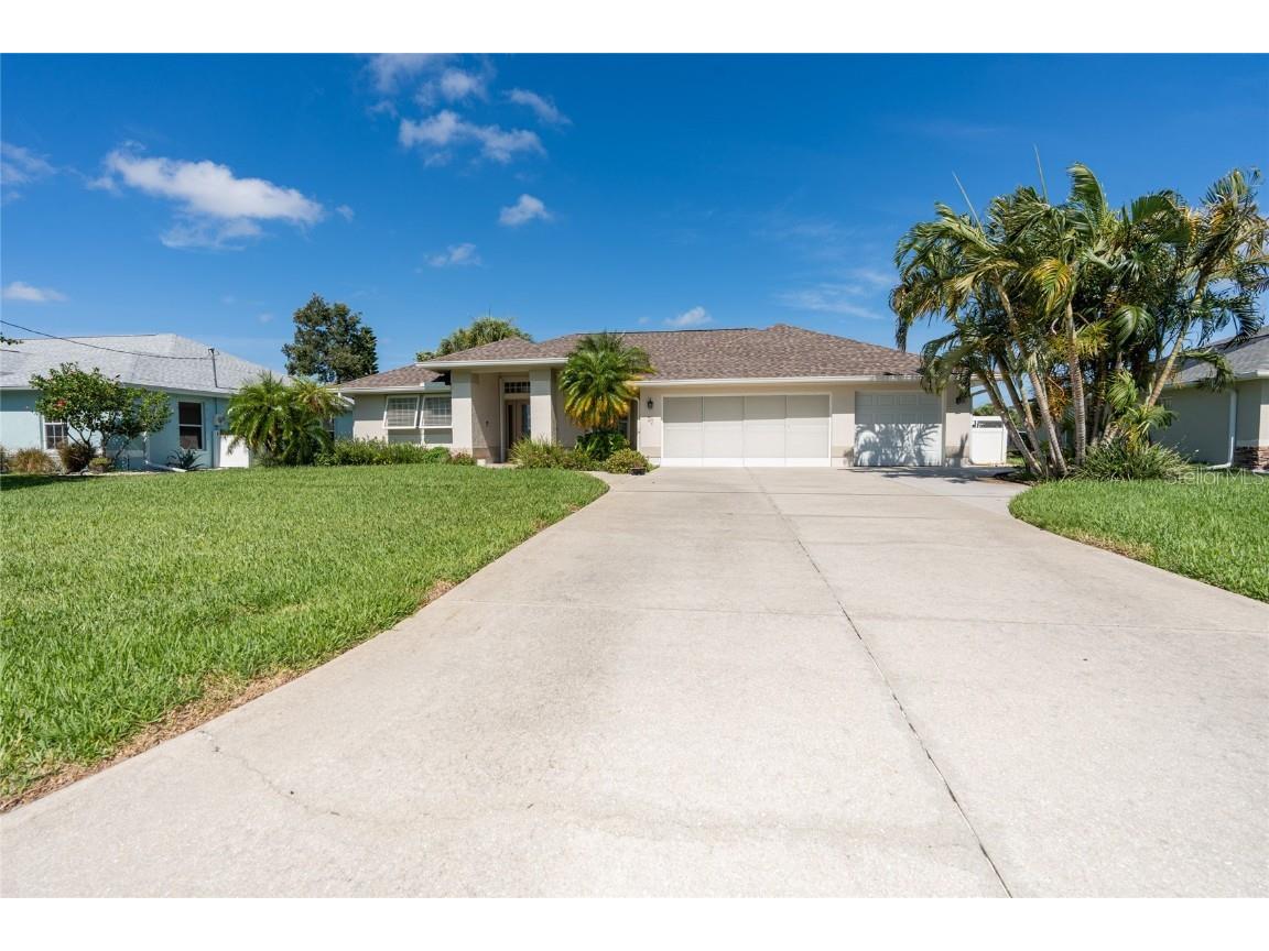 17 Sportsman Road Rotonda West FL 33947 D6136956 image1