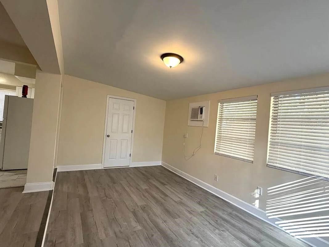 17 W Winter Park Street Orlando FL 32804 TB8491427 image5
