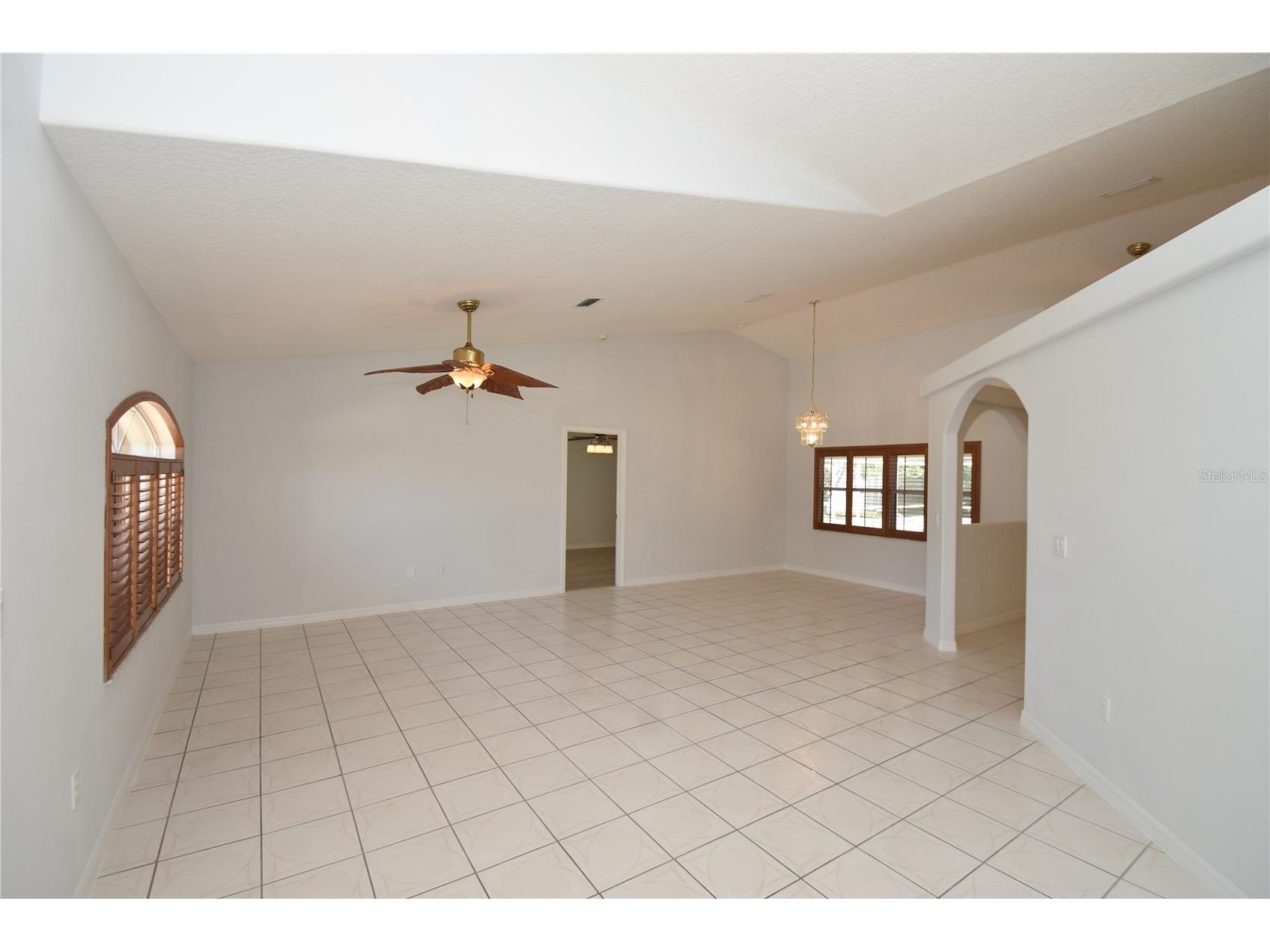 17 White Hall Drive Palm Coast FL 32164 FC318401 image5