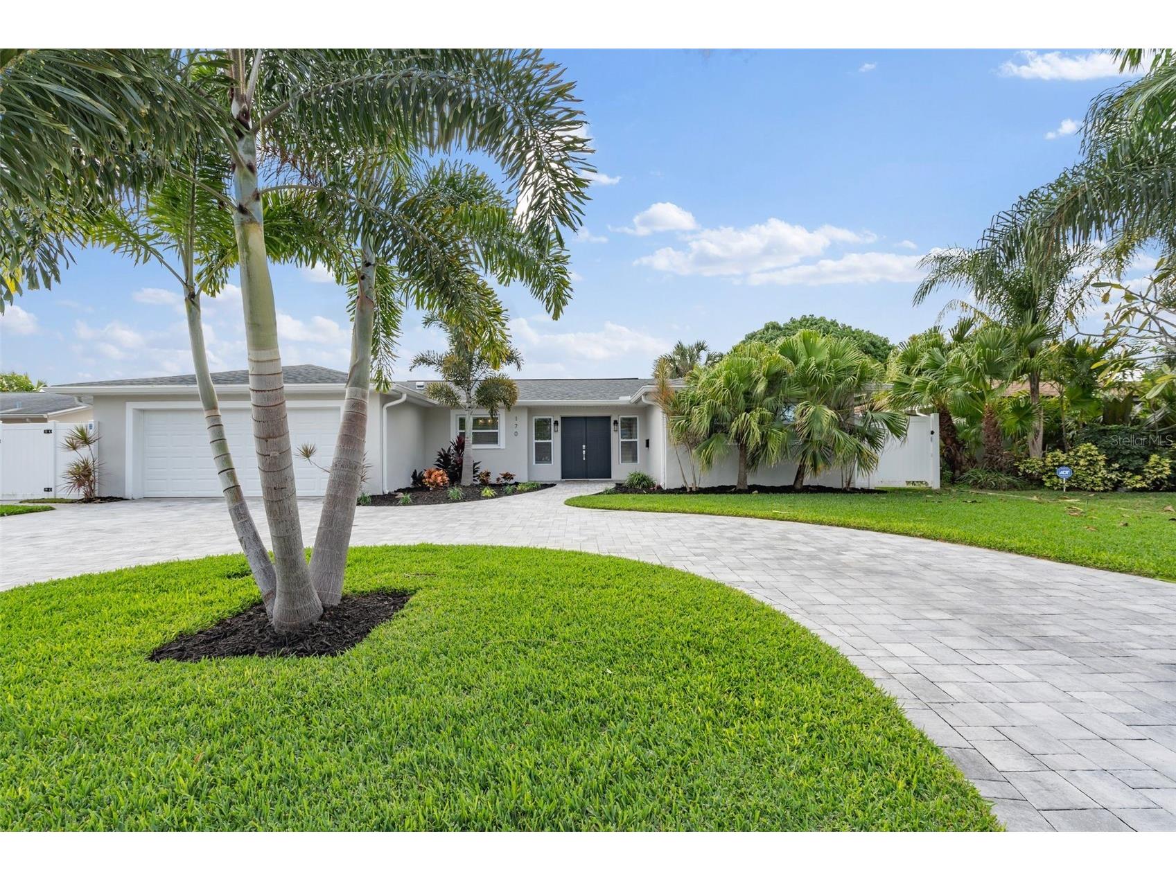 170 98th Avenue N Saint Petersburg FL 33702 - RIVIERA BAY TB8485839 image1