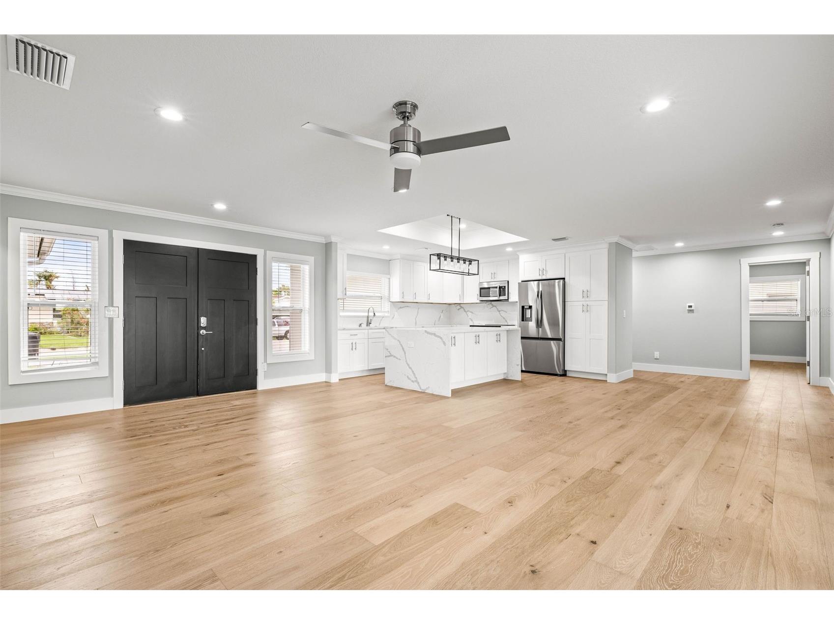 170 98th Avenue N Saint Petersburg FL 33702 - RIVIERA BAY TB8485839 image11