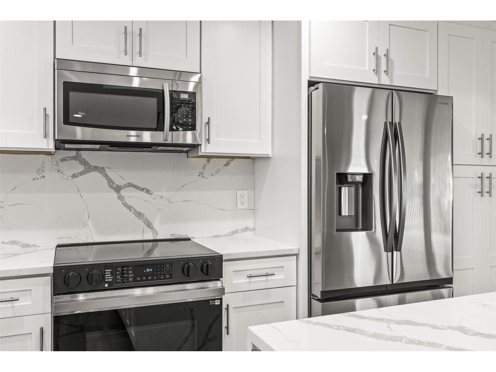 170 98th Avenue N Saint Petersburg FL 33702 - RIVIERA BAY TB8485839 image15